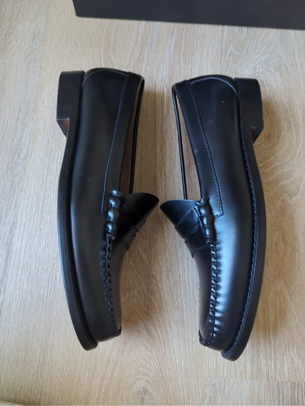 GH Bass Weejuns Larson Black Polished Leather Penny Loafers Mens 9.5 New